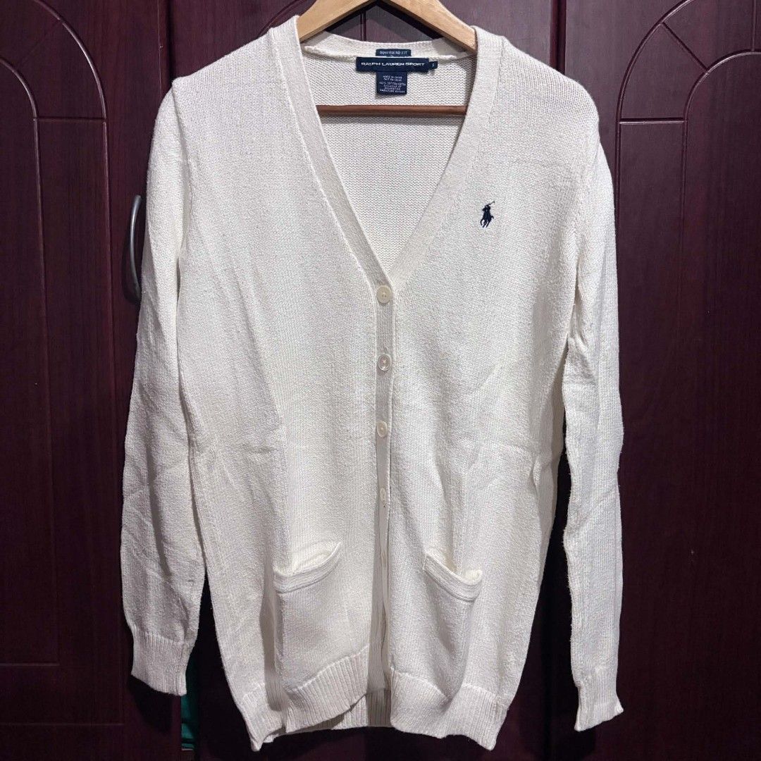 Vintage RL Cardigan (Category: Coats, Jackets and Outerwear) located in Manila. Submitted by mids2richesx (Listing ID 1471074379, Image 1). Description: Vintage RL Cardigan Medium fits Large Washed and Ready to wear Personal used/Presentable .