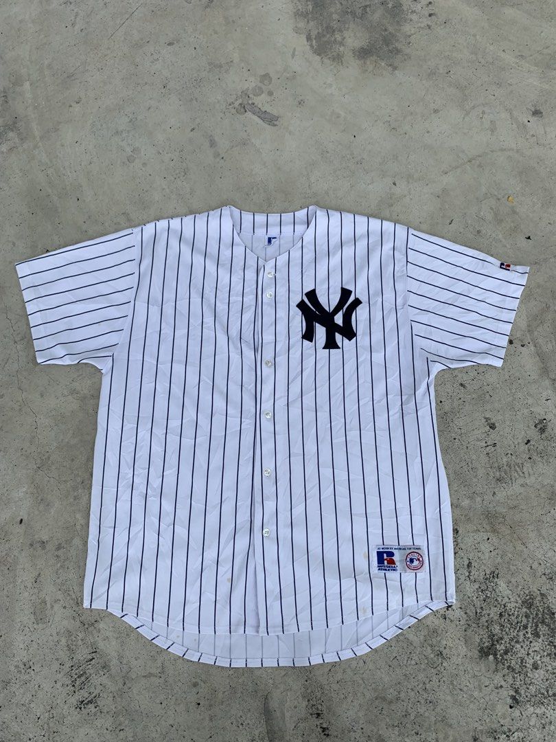Vintage rusell ny (Category: Tshirts & Polo Shirts ) located in Davao. Submitted by kalbosouthlandkings13 (Listing ID 1470984998, Image 1). Description: Vintage rusell ny Size 2xl 27x32 Excellent condition 9.8/10 color rate no issue need wash.
