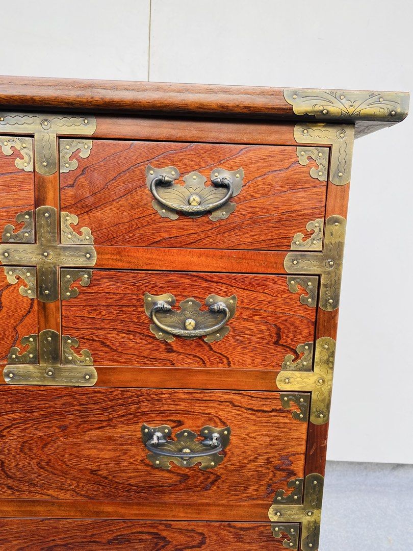 Vintage Tansu Chest Drawer (Category: Shelves, Cabinets & Racks) located in Manila. Submitted by elliefurnies31 (Listing ID 1470942527, Image 2). Description: "JAPAN SURPLUS" VINTAGE TANSU CHEST DRAWER SIZE: 29L" x 18W" x 39.5H" inches (AS-IS ITEM) IN GOOD CONDITION.