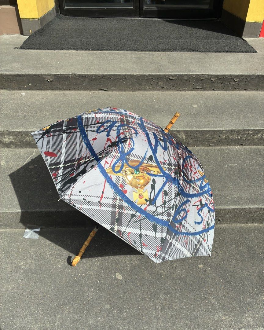 Vivienne Westwood Orb Umbrella (Category: Luxury Accessories) located in Lucena. Submitted by shopdotmane (Listing ID 1471059428, Image 2). Description: Authentic Still in excellent condition No major flaws .