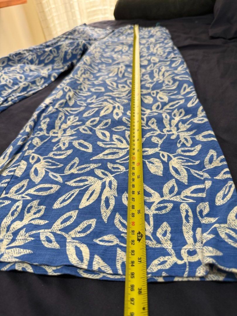W Mango straight leg buttoned floral trouser 01980 (Category: Other Bottoms) located in Paranaque City. Submitted by kkattspreloved2 (Listing ID 1470935689, Image 3). Description: Medium on tag Waist stretchy upto 19” Garter at the back ❗️Items are already washed and ready to wear ❗️Mixed of personal preloved items and personal handpicked ❗️Limit your Expectations based on the price of the items that you are buying ❗️Reservation for paid items on