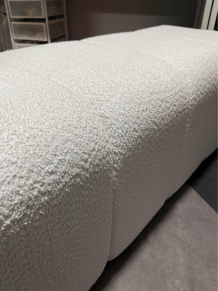 White Boucle Fabric Upholstered Bench (Category: Chairs) located in Paranaque City. Submitted by lafurnitureph (Listing ID 1471008266, Image 3). Description: Brand New Boucle Bench Size: 40 x 16 x 17 in (WDH) Fabric: Boucle White Uratex Foam Price: 8,000 only Location: Paranaque For pickup or delivery via Lalamove For all made-to-order furniture, our payment terms are as follows: 50% Down Payment – Required upon order confirmation to begin produc