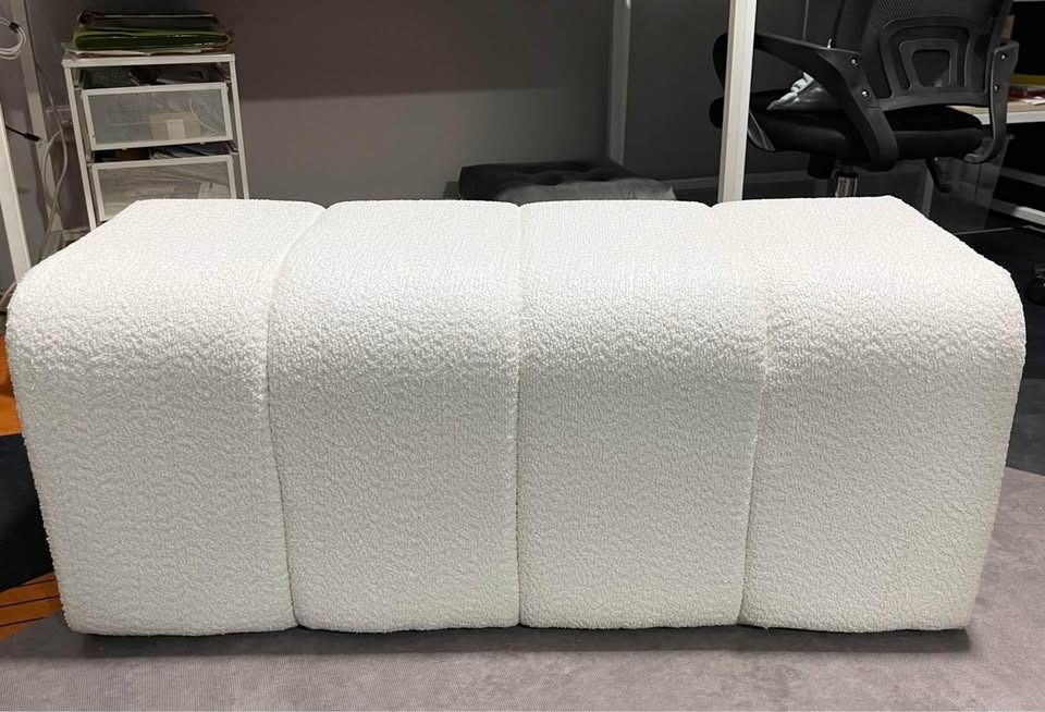 White Boucle Fabric Upholstered Bench (Category: Chairs) located in Paranaque City. Submitted by lafurnitureph (Listing ID 1471008266, Image 1). Description: Brand New Boucle Bench Size: 40 x 16 x 17 in (WDH) Fabric: Boucle White Uratex Foam Price: 8,000 only Location: Paranaque For pickup or delivery via Lalamove For all made-to-order furniture, our payment terms are as follows: 50% Down Payment – Required upon order confirmation to begin produc