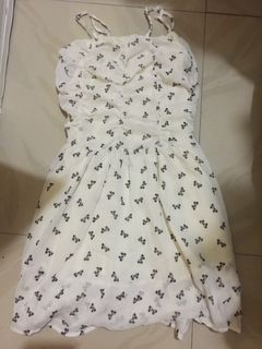 (Category: ) located in . Submitted by sunflora.thrift (Listing ID 1471084354, Image 1). Description: .