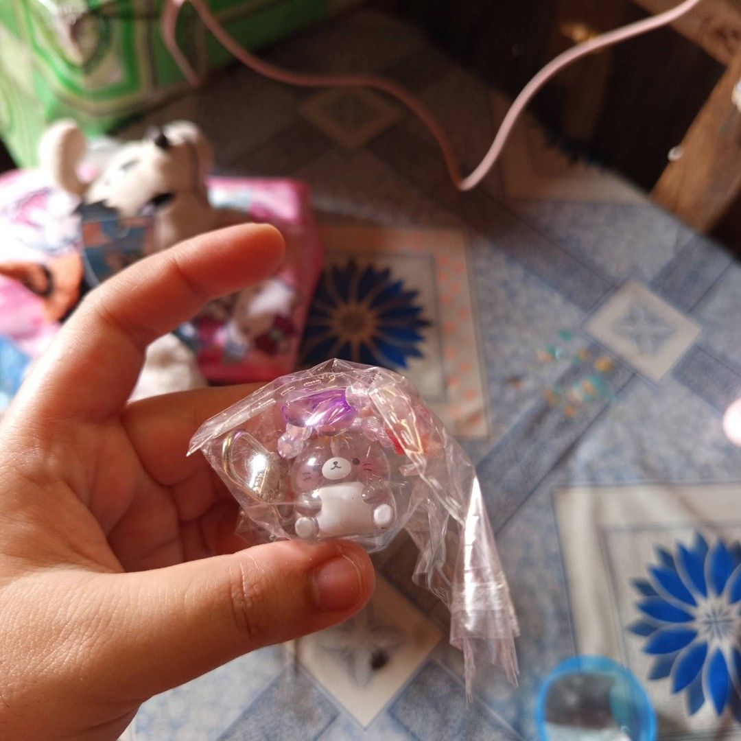 White Grey Cat Charm Gashapon (with capsule) (Category: J-Wave Merchandise) located in Quezon City. Submitted by lucky.girl_house (Listing ID 1470979824, Image 1). Description: .