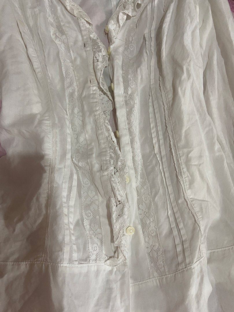 White Lace Long Sleeve Blouse (Category: Longsleeves) located in Imus. Submitted by jhhjlvr (Listing ID 1471001529, Image 3). Description: ⋆ white long sleeve with delicate lace trim along V-neckline and front placket ⋆ ruffles on collar and cuffs ⋆ perfect for layering ⋆ has washable stains ⋆ mod: bank transfers or gcash ⋆ meet up or j&t delivery .