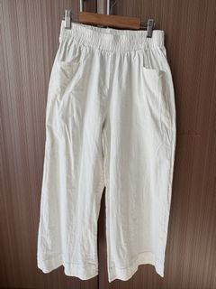 (Category: ) located in . Submitted by k.pre_loved_collections (Listing ID 1471006450, Image 1). Description: .