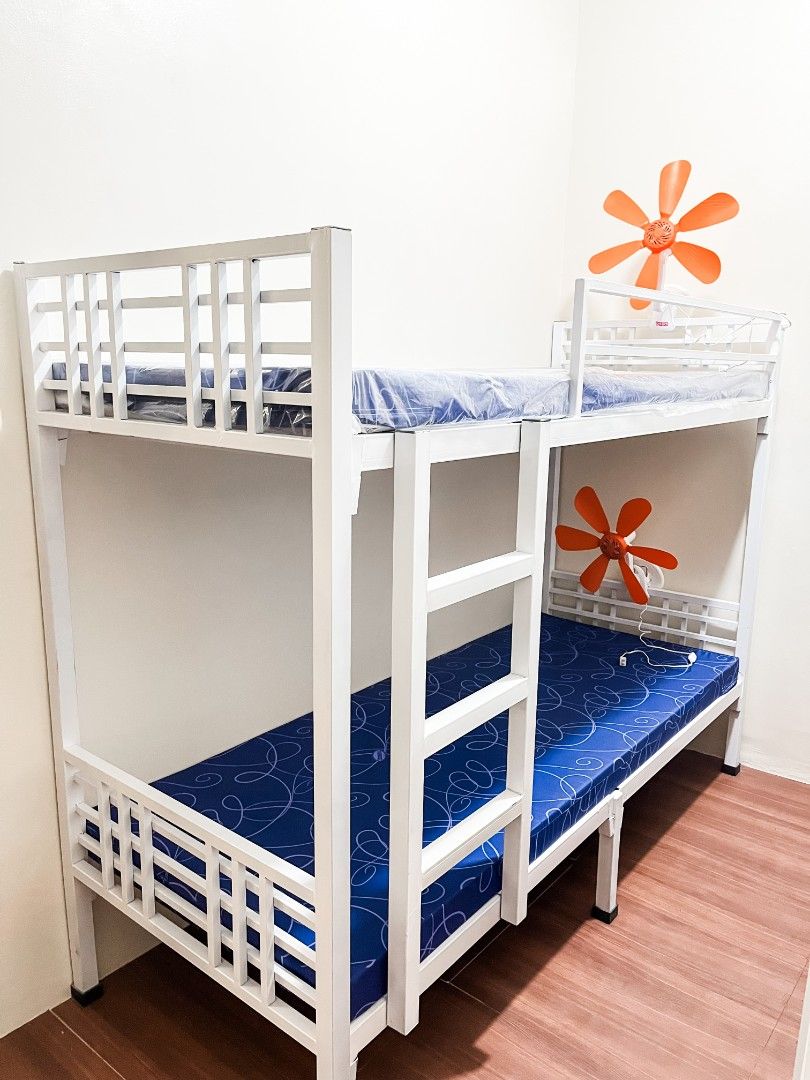 White Metal Bunk Bed with Blue Mattresses (Category: Bed Frames & Mattresses) located in Las Pinas. Submitted by alyadia (Listing ID 1471078247, Image 1). Description: 🚨 FOR SALE! FOR SALE! 🚨 🛏️ BRAND NEW DOUBLE DECK BED (SINGLE SIZE) WITH 2 URATEX FOAM MATTRESSES! ✨ Perfect for bedrooms, small spaces, dormitories, or anyone looking to maximize their room space! 🛏️ PRODUCT DETAILS: ✅ Brand New – Never Used ✅ Heavy-Duty Metal Frame ✅ Single-Si