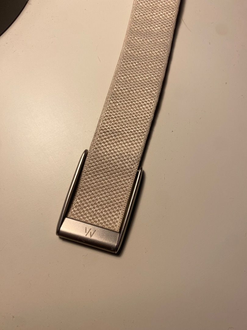 Whoop 5.0 dune (Category: Luxury Accessories) located in Apalit. Submitted by philbertchancoco (Listing ID 1470996378, Image 3). Description: Whoop .