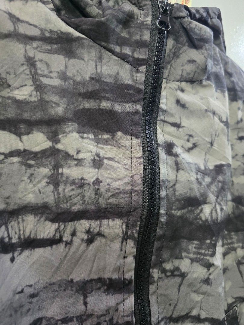 Windbreaker Jacket for Kids (Category: Babies & Kids Fashion) located in Angat. Submitted by erday (Listing ID 1470983140, Image 3). Description: Windbreaker for kids 3 to 4T.