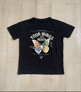 (Category: ) located in . Submitted by fabcollections (Listing ID 1471053003, Image 1). Description: .
