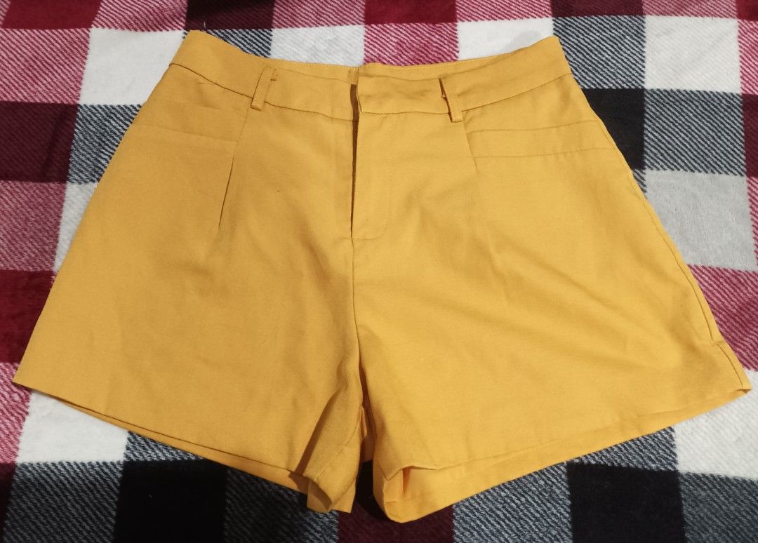 Women's Mustard Shorts (Category: Shorts) located in Marikina City. Submitted by thevelvetcat (Listing ID 1471078573, Image 1). Description: fits Xs - s.