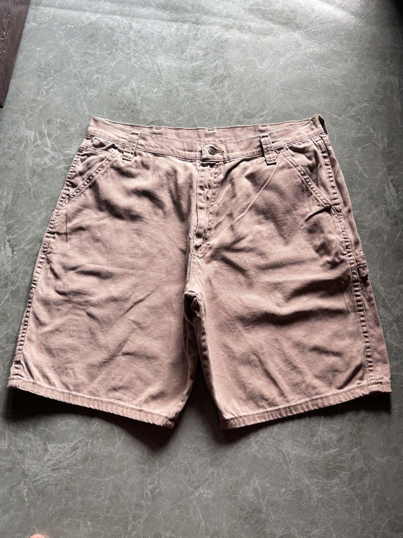 Wrangler Canvas Cargo Utility Short (Category: Shorts) located in Polomolok. Submitted by kuishh (Listing ID 1471028808, Image 1). Description: Size 36.