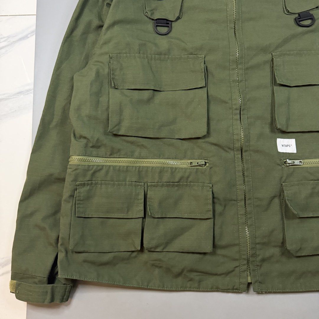 WTAPS - 19SS Modular Jacket Olive Drab (Category: Coats, Jackets and Outerwear) located in Paranaque City. Submitted by millennial_goodz (Listing ID 1471055343, Image 3). Description: WTS WTAPS - 19SS Modular Jacket Olive Drab Size 4 Dimensions: 26 / 29" Excellent condition Authentic DM.