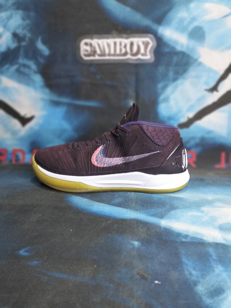 Wts (Category: Sneakers) located in Polomolok. Submitted by thriftnisam (Listing ID 1471023543, Image 3). Description: Nikè Kobè A.D Mid Port Wine size 9.5 Us 27.5 Cm Very Good Condition legit Authentic Original Pair ✅.