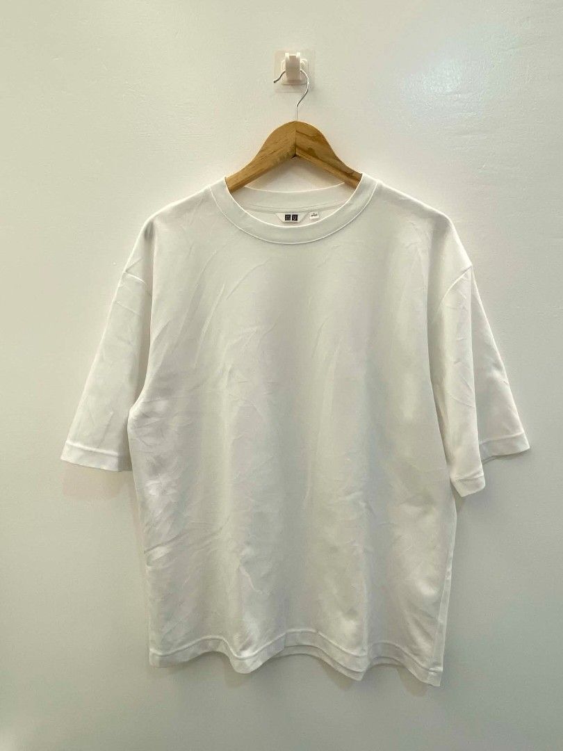 XL UNIQLO AIRISM OVERSIZED (Category: Tshirts & Polo Shirts ) located in Cebu City. Submitted by uniqloarchives_ (Listing ID 1471067919, Image 3). Description: XL UNIQLO AIRISM OVERSIZED WIDTH: 23 LENGTH: 28 📌EXCELLENT CONDITION 📌Color rate: 10/10 📌 WASHED READY TO WEAR 📌 NO ISSUE 📍LOCATION:CEBU CITY 📦COURIER:J&T or MAXIM COD 🏷️₱350 each + sf.