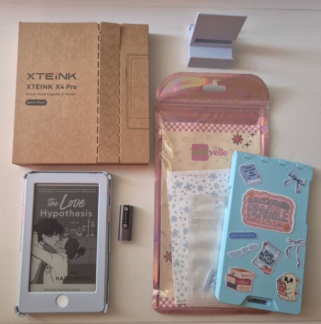 Xteink X4 Pro - Global (Category: E-Readers) located in Antipolo. Submitted by mikafigueroa (Listing ID 1471035301, Image 1). Description: X4 Pro Global Version Almost new - purchased Sept 17 Screen protected since day 1 (may bubbles lang 🥲) - using screen protector from original package Flashed with BookFusion - can flash to crosspoint or crossink upon request Inclusions: Unit Original pogo pin Magsafe rings 2 3D cases - notebook style from Art
