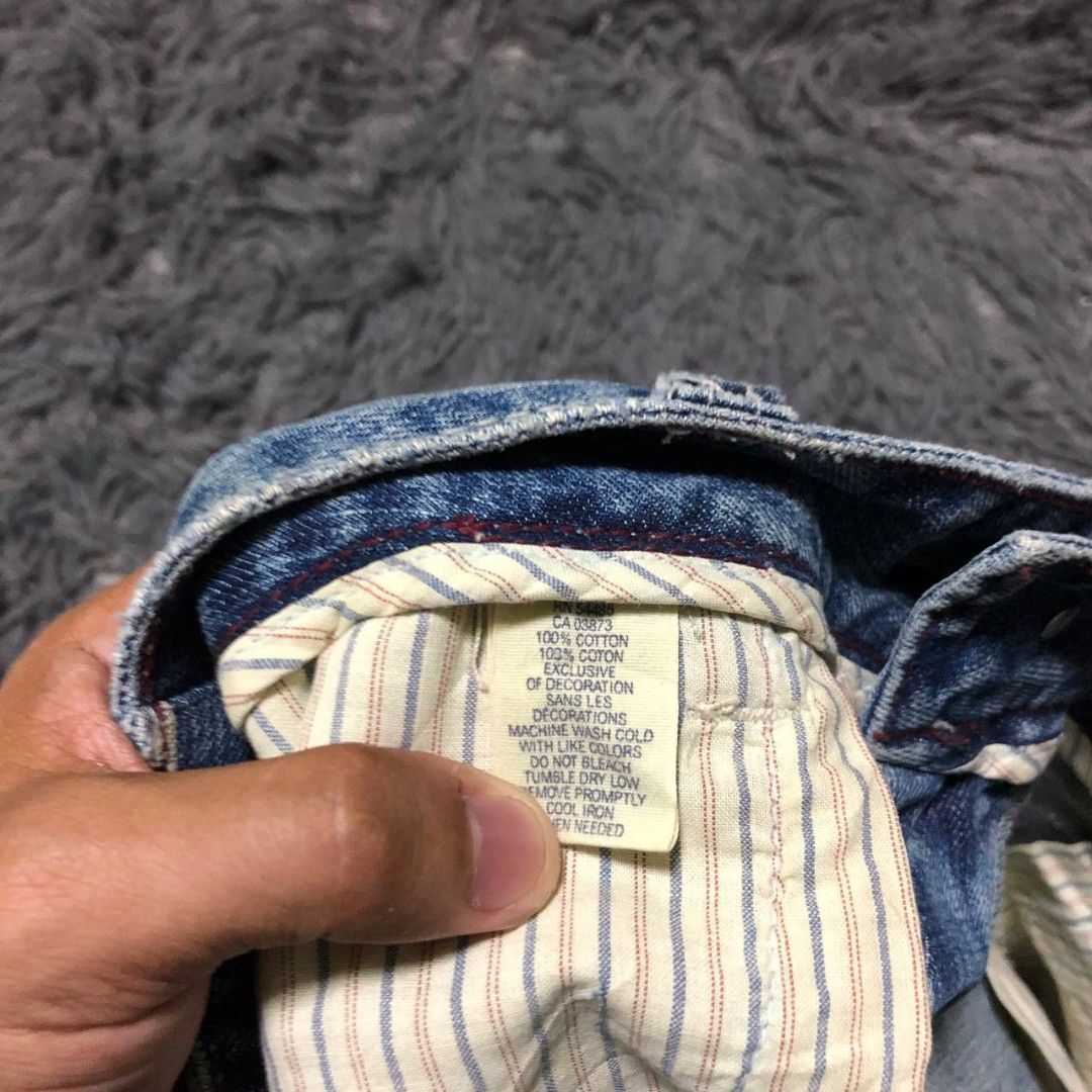 Y2k American Eagle Skirt (Category: Skirts) located in Camiling. Submitted by thriftscape2024 (Listing ID 1470982346, Image 3). Description: Excellent Condition Color rate: 9/10 Issue: ❌❌❌ W: 30 L: 14.