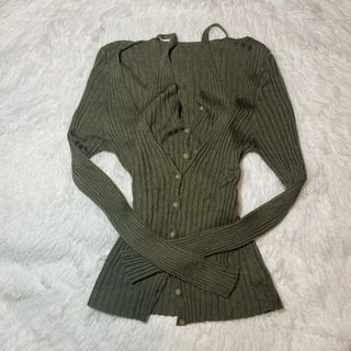 (Category: ) located in . Submitted by rewear_files (Listing ID 1471100189, Image 1). Description: .