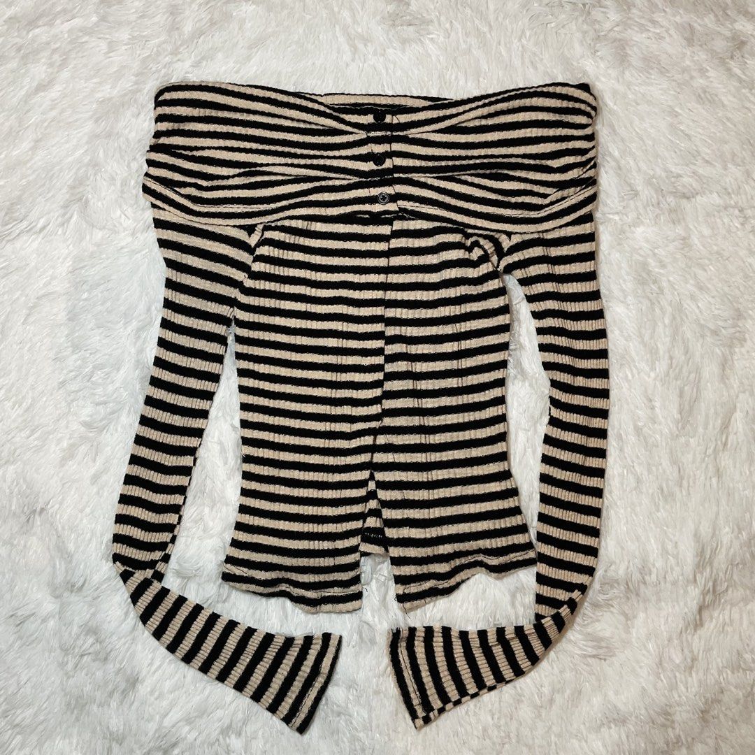 Y2k off shoulder stripes long sleeves (Category: Longsleeves) located in Tuguegarao City. Submitted by rewear_files (Listing ID 1471098896, Image 1). Description: Price: ₱130 Size: xs-s (still strechable) 📍 Location: Tuguegarao City, Cagayan MOP: Maya (pay first) MOD: J&T Express or personal pickup around Tuguegarao City. Message me if interested! No reservations, please. First to pay, first to get. .