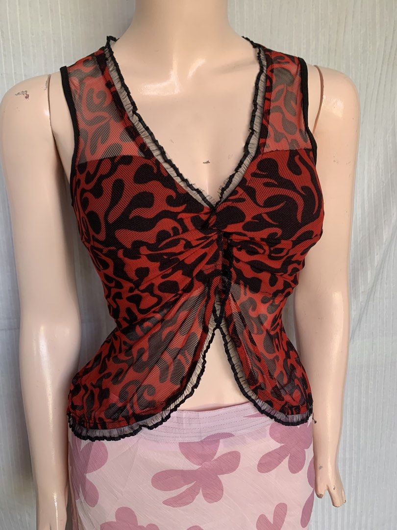 Y2K Red Sheer top (Category: Sleeveless) located in Davao. Submitted by calli_2219 (Listing ID 1470933687, Image 2). Description: Can fit XS-M High quality fabric, see thru type may inner sa may breast area. No flaws DM..