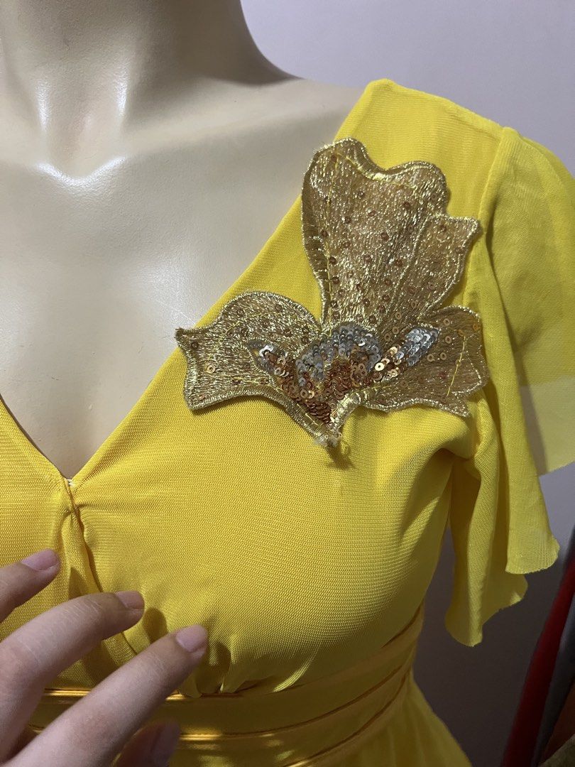 Yellow sequence dress Y2K (Category: Dresses) located in Manila. Submitted by mamamogreen69 (Listing ID 1471023242, Image 2). Description: Well used, May need Tahiin ‼️ S-M.