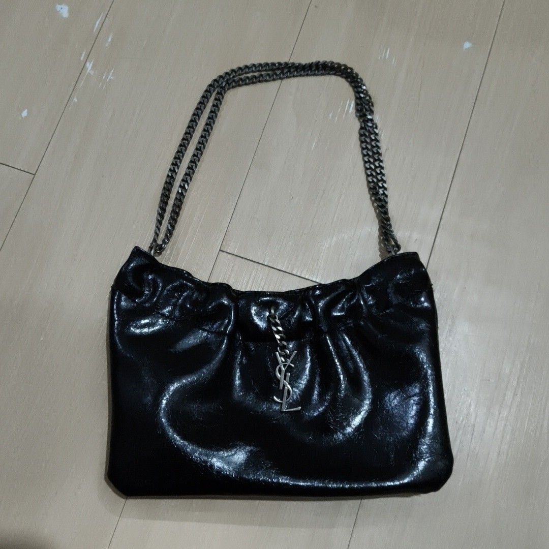 Yves saint Laurent Pac pac Ruched Hobo Leather (Category: Shoulder Bags) located in Quezon City. Submitted by _papa_jack (Listing ID 1471094748, Image 1). Description: Yves saint Laurent Pac pac Ruched Hobo Leather No box & Dust bag (Left in HK) Price still nego.