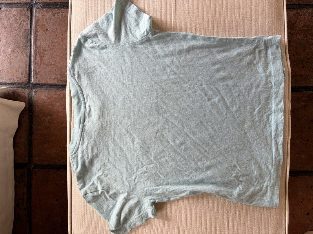 Zara Baby Tee (Category: Shirts) located in Manila. Submitted by juliaespiritu_ (Listing ID 1470961620, Image 3). Description: Zara New York Baby Tee .