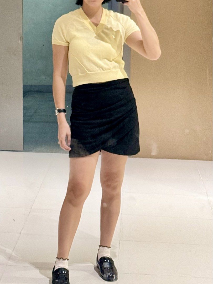 Zara Black Mini Skirt (Category: Skirts) located in Las Pinas. Submitted by shopnshopperph (Listing ID 1471062988, Image 2). Description: .
