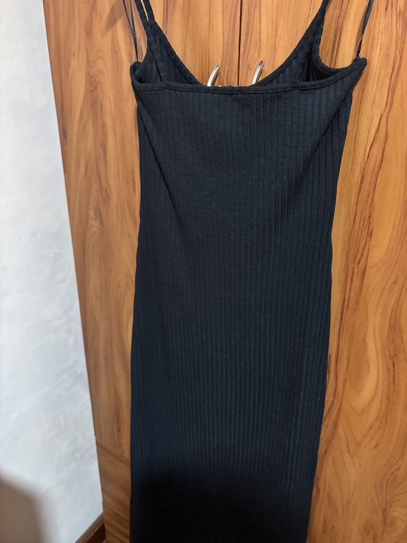 Zara Black Ribbed Button-Down Midi Dress Size S (Category: Dresses) located in Manila. Submitted by wardrobeinmnl (Listing ID 1471022201, Image 2). Description: - Brand: Zara - Size: S (Made in Turkey) - Color: Black - Style: Midi dress with spaghetti straps and scoop neckline - Details: Full button-front closure, vertical ribbing texture, form-fitting silhouette - Condition: Great basic piece, easy to dress up or down.