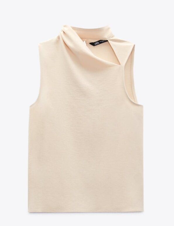 ZARA DRAPE CUT OUT TOP SMALL (Category: Blouses) located in Paranaque City. Submitted by brandedlab (Listing ID 1471089300, Image 2). Description: .