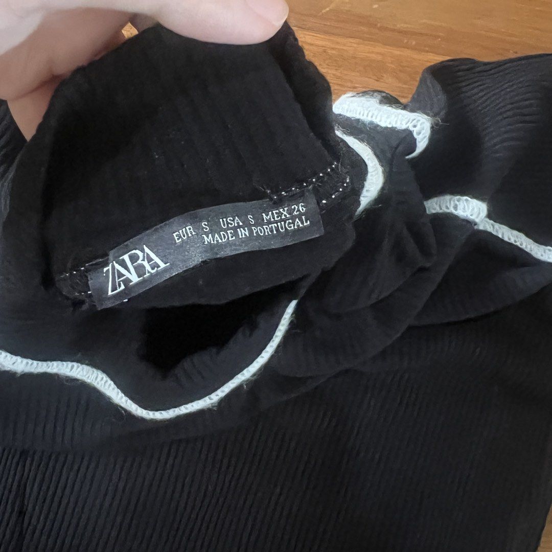 Zara fitted top black (Category: Blouses) located in Cebu City. Submitted by mariascart (Listing ID 1471067601, Image 2). Description: .