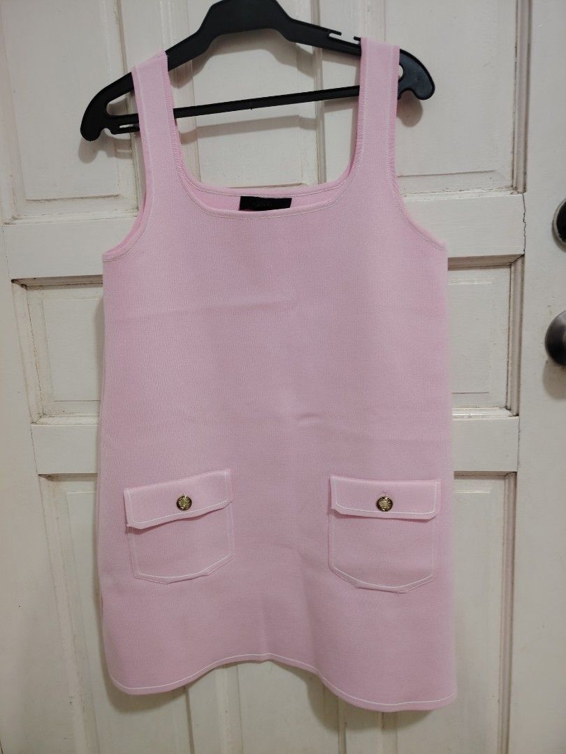 zara knit dress pink (Category: Dresses) located in Batangas. Submitted by glamour_clothing (Listing ID 1471091810, Image 1). Description: small runs big fit to med.