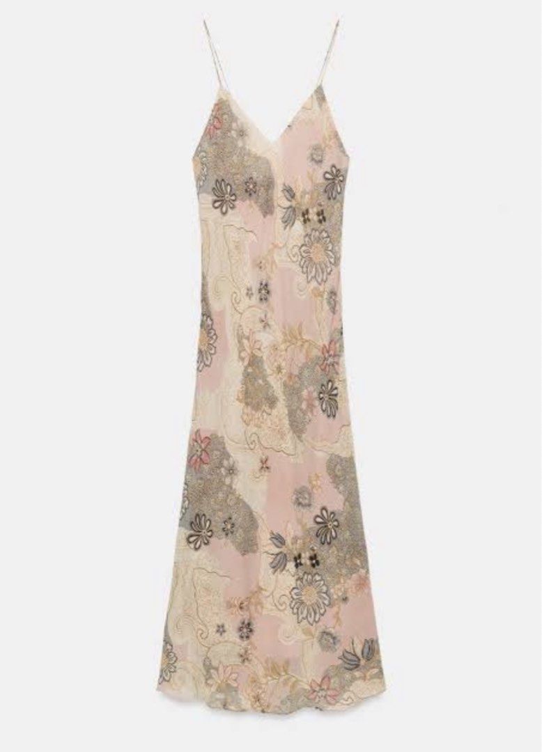 Zara Long Floral Dress (Category: Dresses) located in Manila. Submitted by iloveclothesnmakeup444 (Listing ID 1471003675, Image 3). Description: Bought for 5.7k in sg no damages/stains size S rfs: not my style anymore loc: pasig.