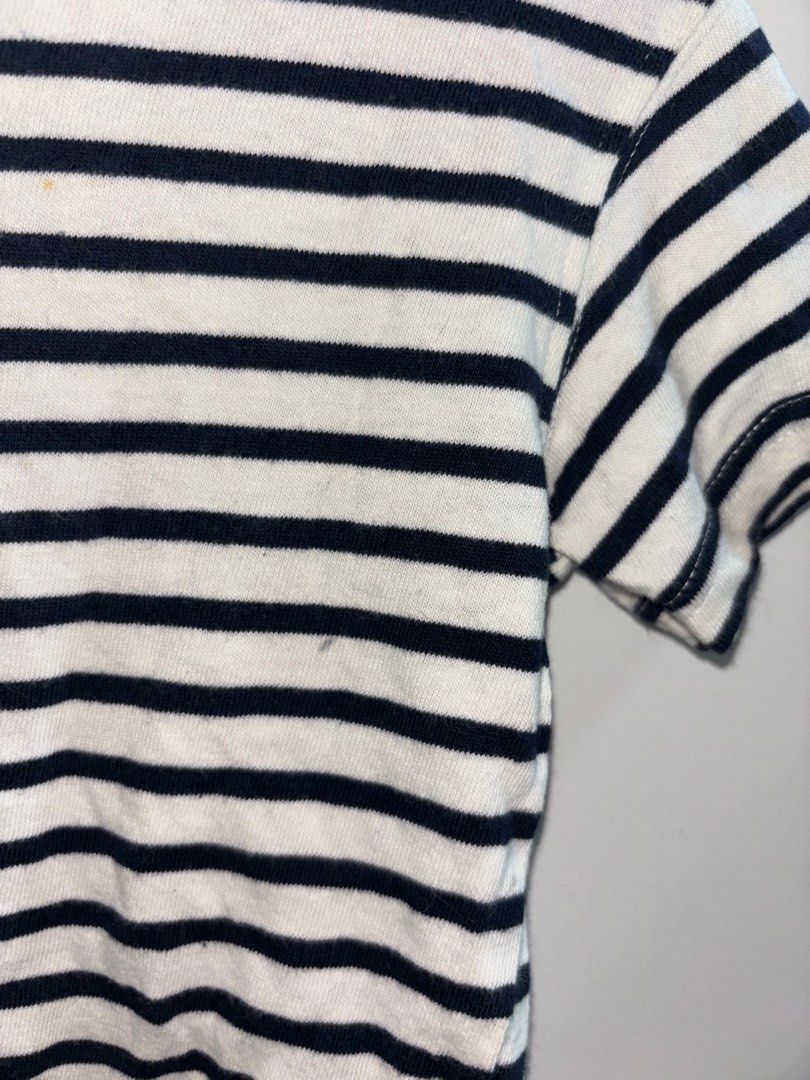 Zara Top (Category: Blouses) located in Bacoor. Submitted by ynnasdrawer (Listing ID 1471045098, Image 3). Description: - has stains (not visible when far) - so cute - comfy - xs to s (m on tag) - rfs: decluttering .