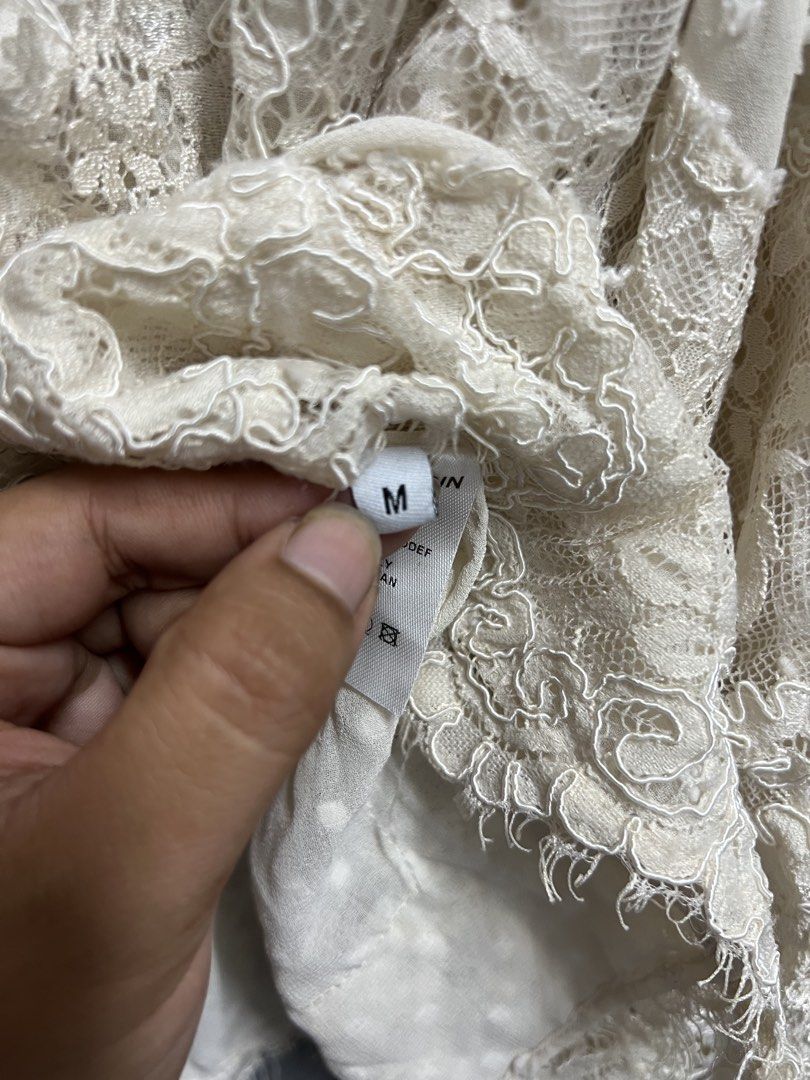 ZIMMERMANN CORDED LACE BLOUSE (Category: Longsleeves) located in Dasmarinas. Submitted by jessputrages (Listing ID 1471092663, Image 3). Description: For sale Zimmermann No main tag Washtag include No issue other than Offer thanks Pm for more details.