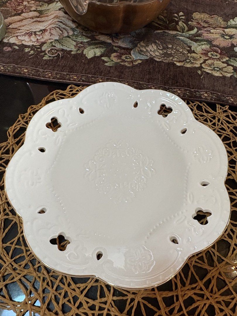10” serving plate (Category: Dinnerware & Cutlery) located in Dipolog. Submitted by playmatesfriend.ph (Listing ID 1465677380, Image 3). Description: .