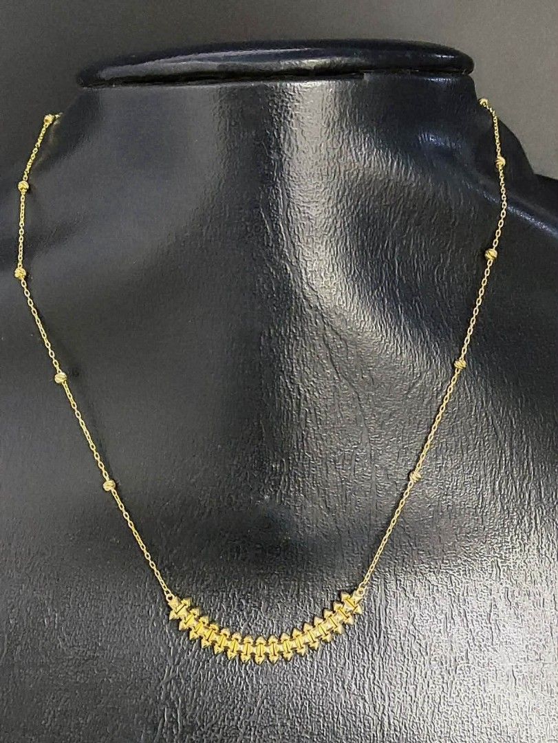 18k Saudi gold clash necklace (Category: Necklaces) located in Manila. Submitted by bhelgoldseller2ndaccount (Listing ID 1465622291, Image 2). Description: New!!✨New!!✨New!! Authentic 18k Saudi Golds 💯pawnable/naisasanla 💯with high appraisal rate 💯good investment 💯Direct supplier price 👉OPEN for resellers 🌺please take time to evaluate their actual sizes and grams 👉Best panggift for all occasions ✅ Sold per grams not per piece Kya lowest pr