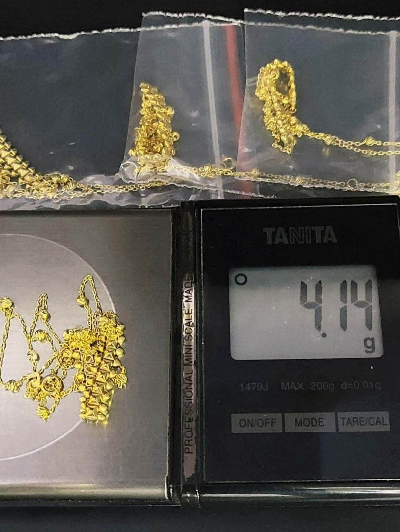 18k Saudi gold clash necklace (Category: Necklaces) located in Manila. Submitted by bhelgoldseller2ndaccount (Listing ID 1465622291, Image 3). Description: New!!✨New!!✨New!! Authentic 18k Saudi Golds 💯pawnable/naisasanla 💯with high appraisal rate 💯good investment 💯Direct supplier price 👉OPEN for resellers 🌺please take time to evaluate their actual sizes and grams 👉Best panggift for all occasions ✅ Sold per grams not per piece Kya lowest pr