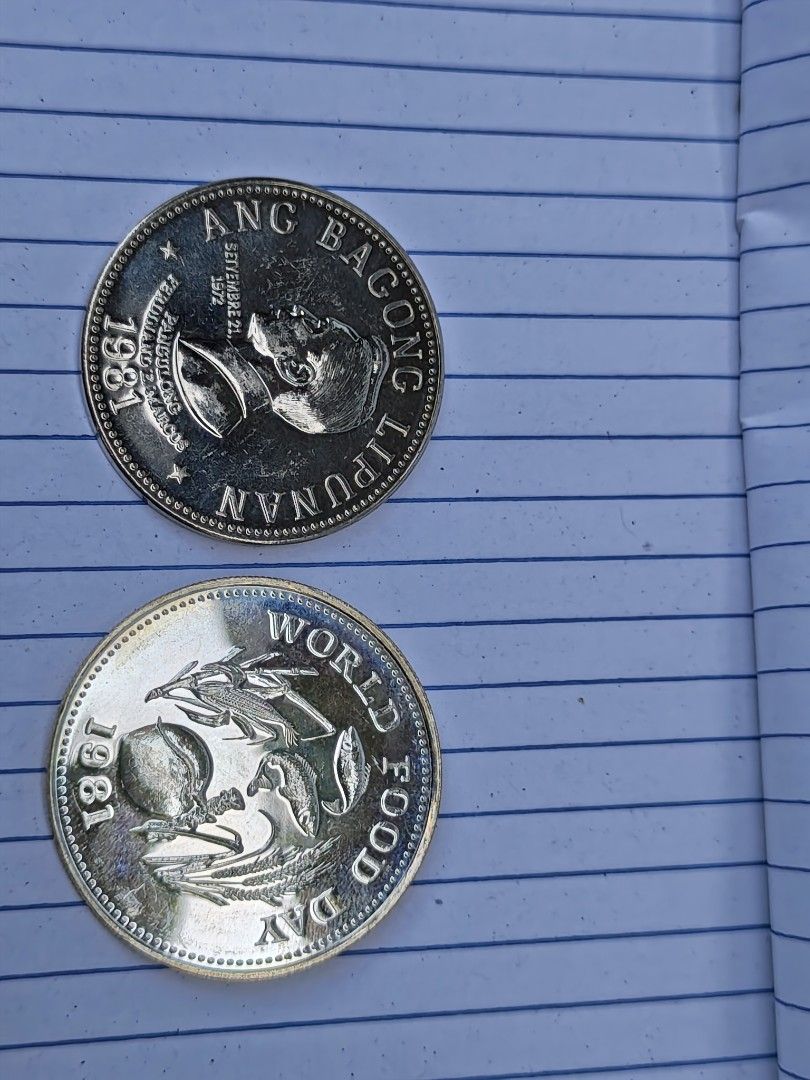 1981 set (Category: Currency) located in Paranaque City. Submitted by independentman07 (Listing ID 1465704595, Image 1). Description: big coins silver coins 25 piso 50 piso 5 piso with coin capsule sharp details a.u to unc condition.