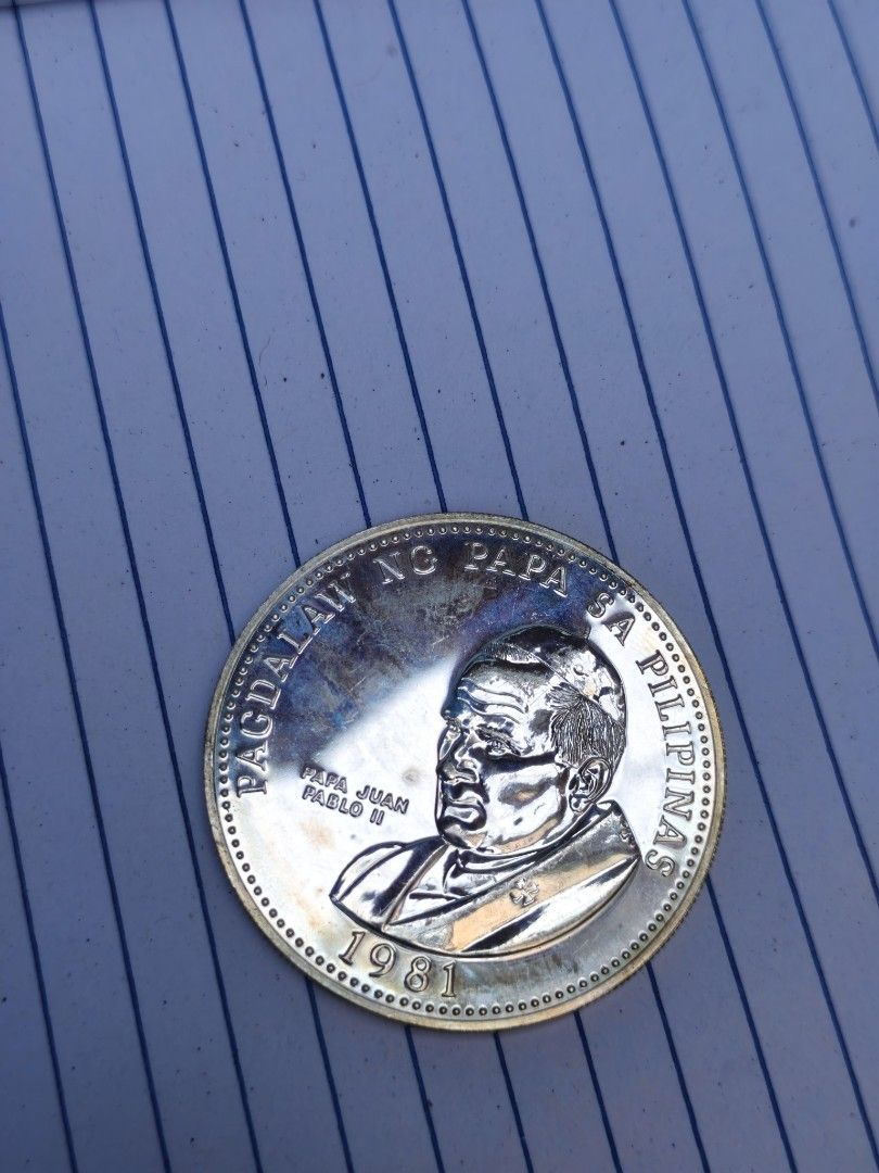 1981 set (Category: Currency) located in Paranaque City. Submitted by independentman07 (Listing ID 1465704595, Image 3). Description: big coins silver coins 25 piso 50 piso 5 piso with coin capsule sharp details a.u to unc condition.