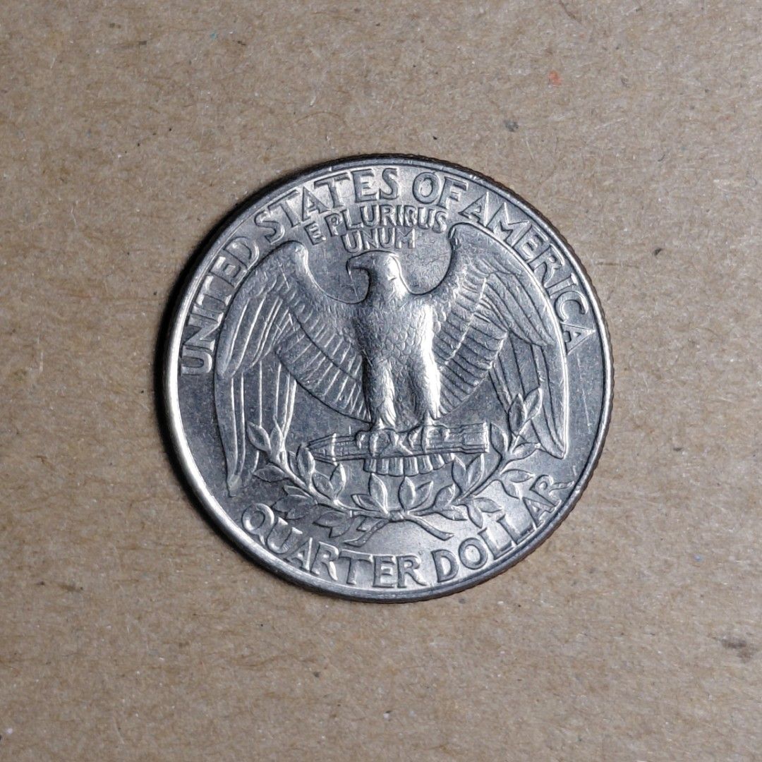 1989 US Quarter Dollar Coin (Category: Currency) located in Tagbilaran City. Submitted by bennycollectibles (Listing ID 1465745148, Image 2). Description: •Add an additional 150 for shipping.