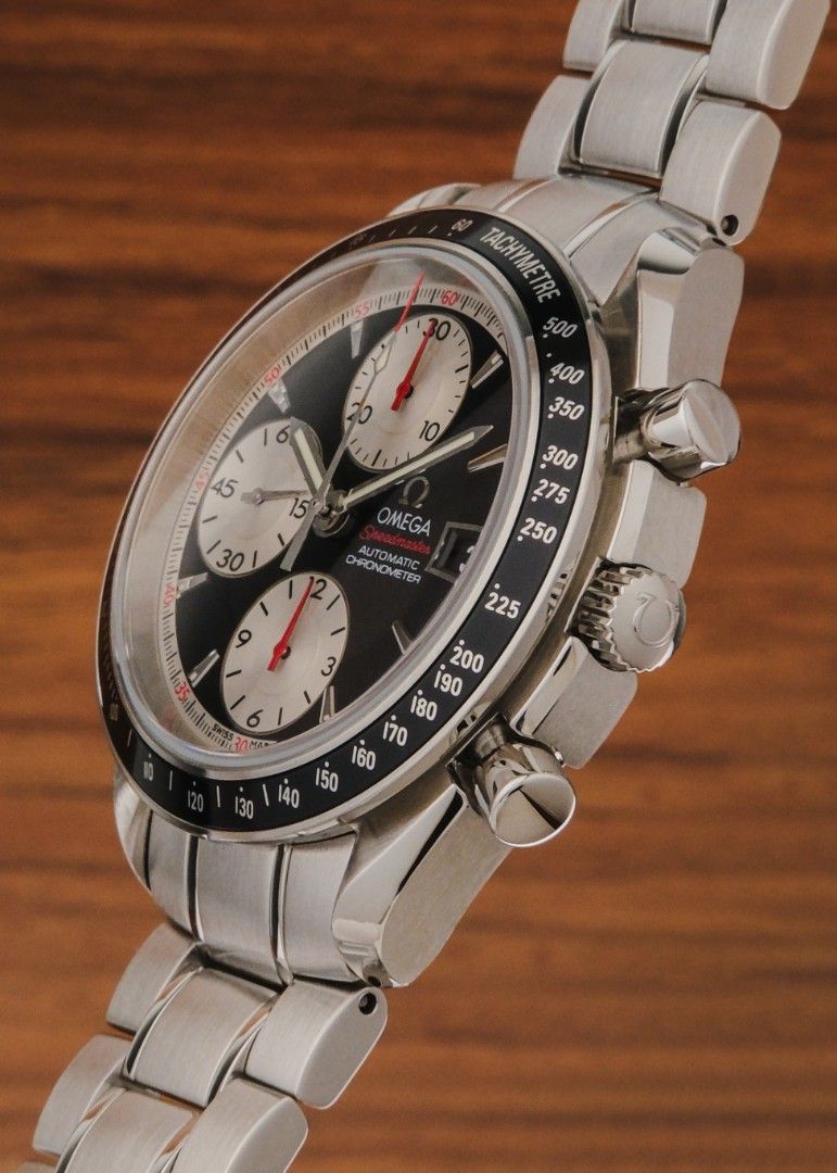 2000s Omega Speedmaster Date w/ Papers (Category: Men's Watches) located in Manila. Submitted by windsorfinery (Listing ID 1465613622, Image 3). Description: Omega Speedmaster Date 3210.51 2000s Automatic 40mm Stainless steel Sapphire Omega bracelet Box: No Papers: Yes (undated) Others: Timegrapher receipt and leather pouch. 1-Year Mechanical Warranty by Windsor Finery Co. Cash Price: ₱168,000 ✔️ Layaway accepted ✔️ Credit cards accepted ✔️ Viewi