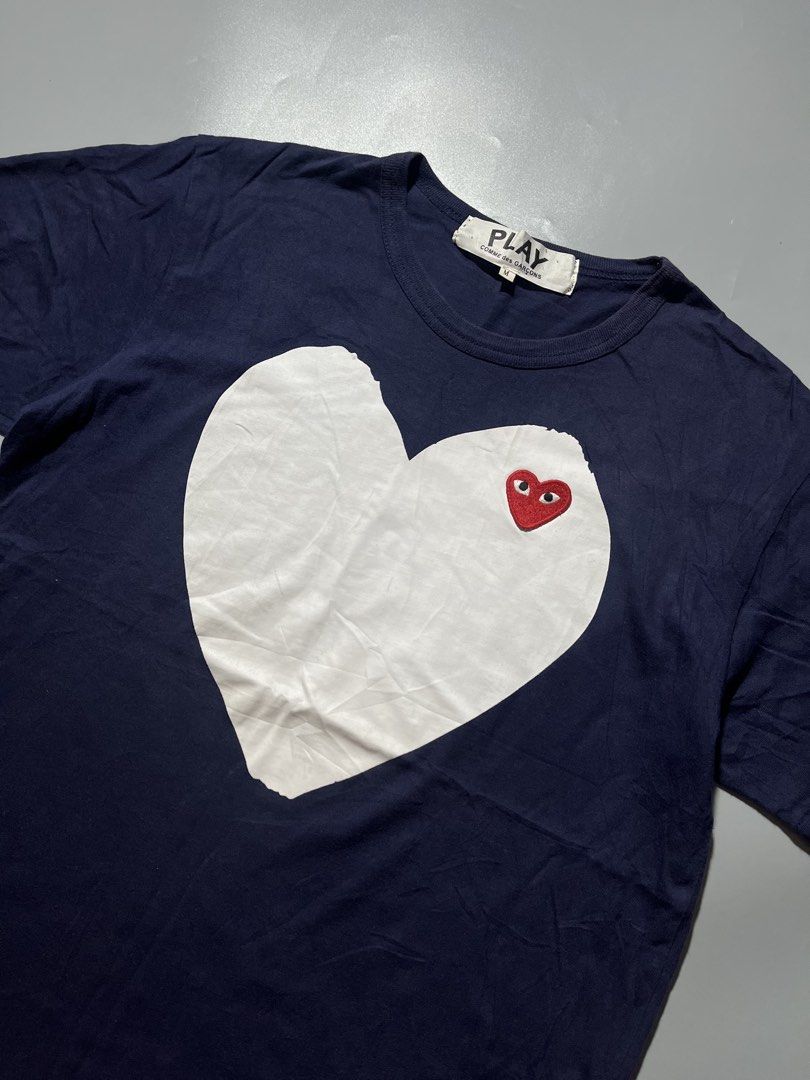 2009 CDG Play Big Heart Logo Tee (Category: Tshirts & Polo Shirts ) located in Quezon City. Submitted by metro_junkie.ph (Listing ID 1465710197, Image 2). Description: 2009 CDG Play Big Heart Logo Tee Size Medium on Tag (19.5 x 28) Can Pass as Excellent Condition Need Wash All Detail Posted 580 + SF.