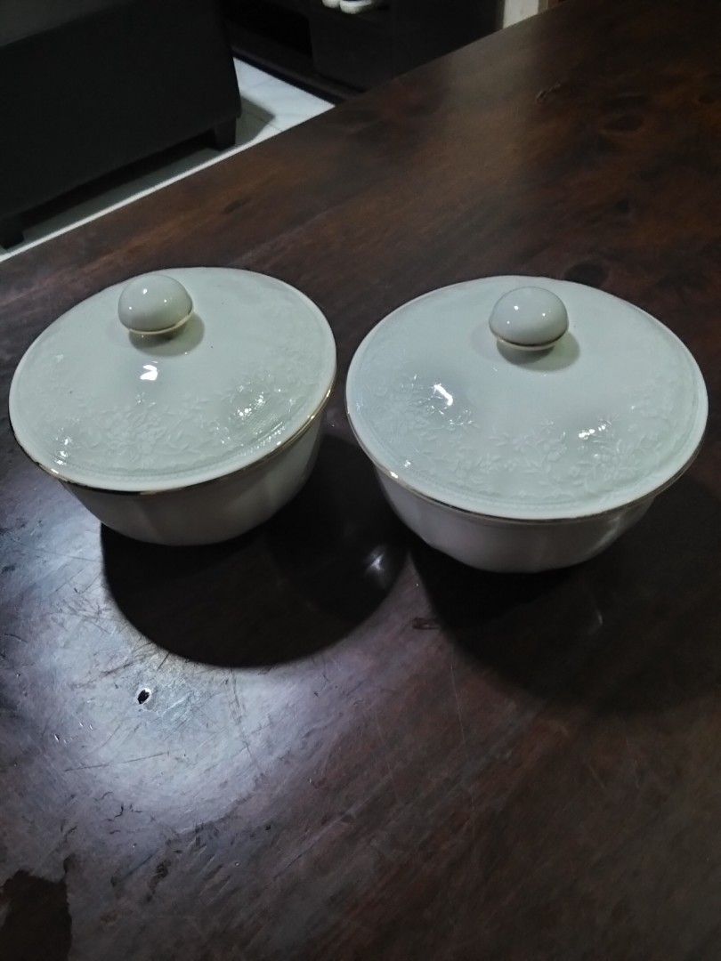 2 bowl (Category: Dinnerware & Cutlery) located in Antipolo. Submitted by olayerm1213 (Listing ID 1465661520, Image 1). Description: .