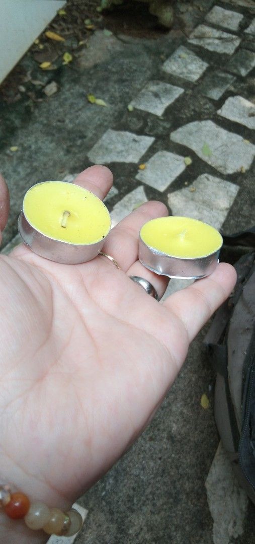 2 PCs citronella candles (Category: Everything Else Others) located in Quezon City. Submitted by eidorableshop (Listing ID 1465590426, Image 2). Description: .