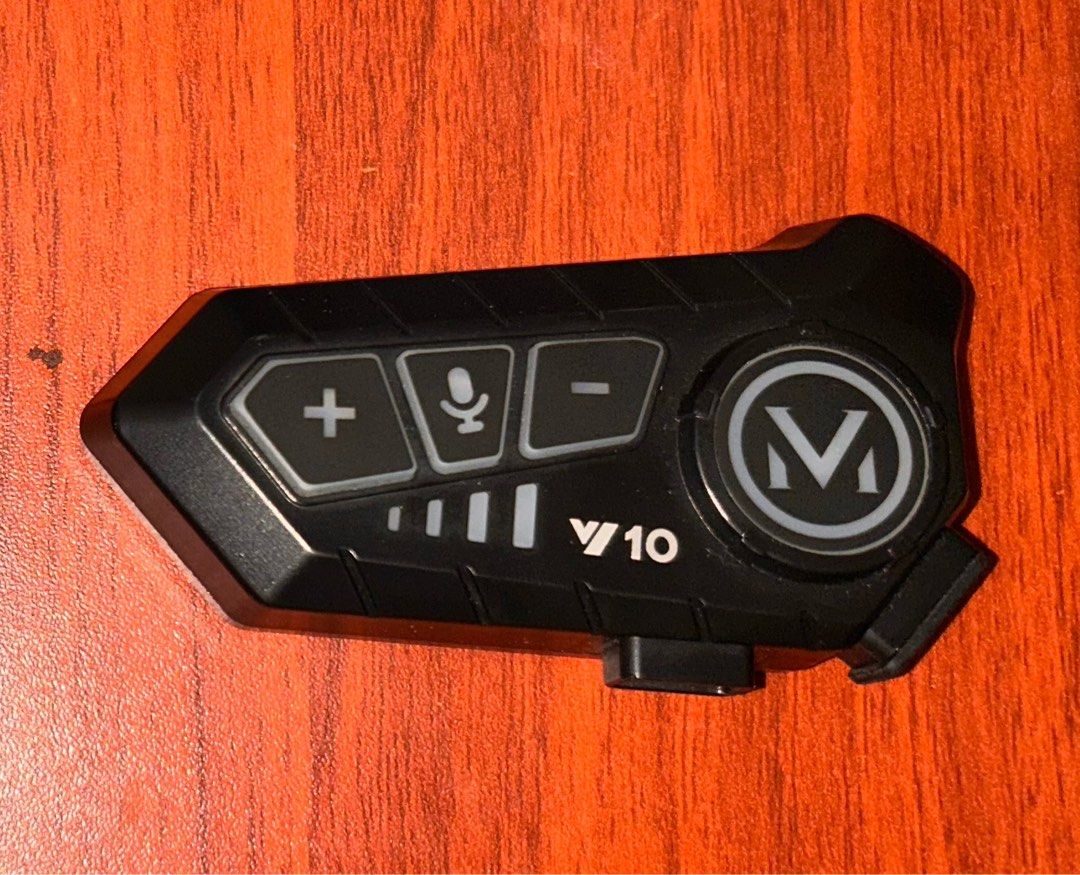 2 pcs Y10 Helmet Headset (Non-intercom) (Category: Other Motorcycles Parts and Accessories) located in Caloocan City. Submitted by milesrcru82278 (Listing ID 1465656858, Image 1). Description: 500 if pair 250 if per piece One soft mic and one hard mic Ung adhesive para sa helmet nagamit na so wala na pero meron naman provided for the headset itself Non-intercom Bluetooth only Can do lalamove Can do meet up depending on schedule Can provide more p