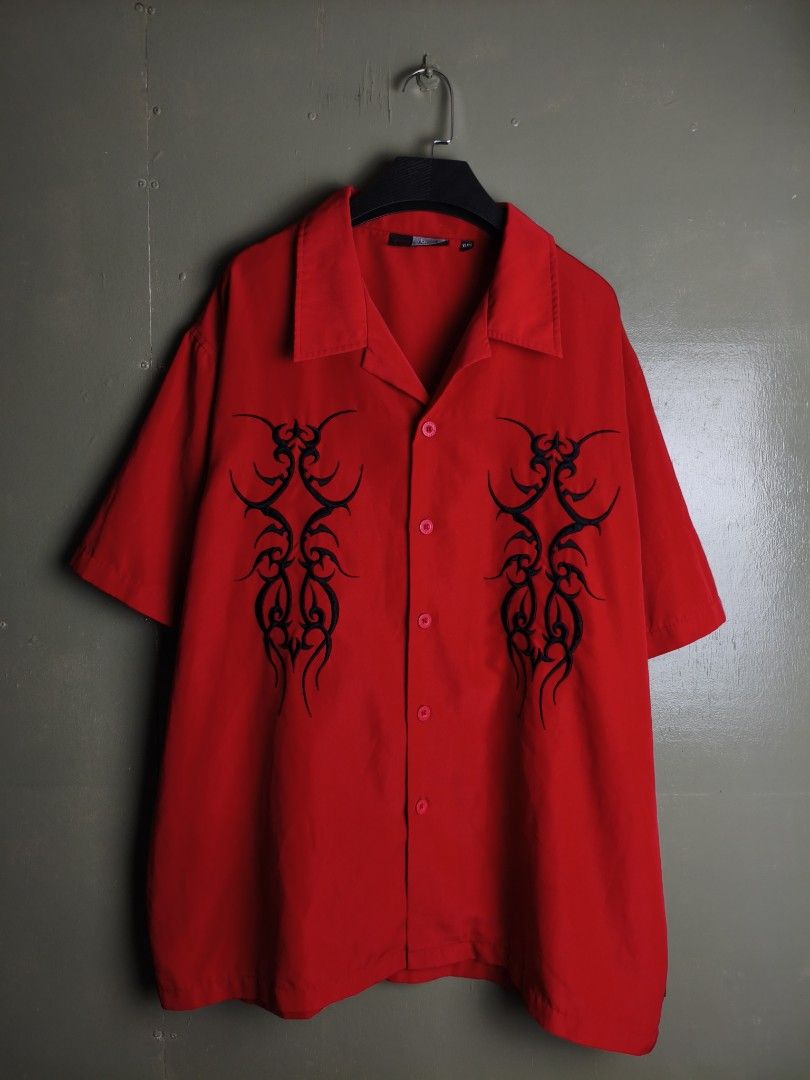 2 Player (Category: Tshirts & Polo Shirts ) located in Baguio. Submitted by baduo (Listing ID 1465677219, Image 1). Description: 2 Player Polo 🔸𝐒𝐢𝐳𝐞: XXL 🔸𝐈𝐬𝐬𝐮𝐞: ❌ 🔸𝐂𝐨𝐧𝐝𝐢𝐭𝐢𝐨𝐧: Excellent Condition 🔸𝐃𝐢𝐦𝐞𝐬: 27 x 31 --- ₱850 +sf 📍Baguio City 🚛JNT shipping nationwide.