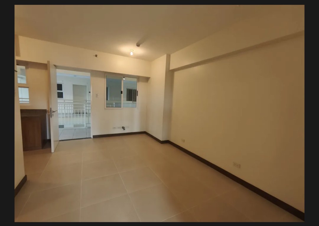 (Category: ) located in . Submitted by rmvlistings (Listing ID 1465597319, Image 1). Description: .