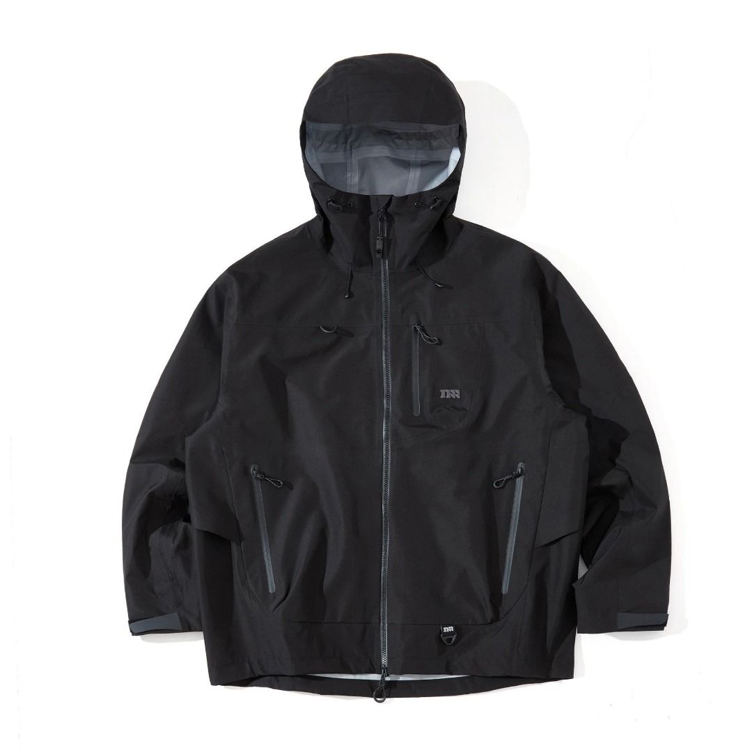 3L 15K Waterproof 8K Breathable Shell Jacket - NOTHOMME (Category: Coats, Jackets and Outerwear) located in Quezon City. Submitted by dddwain (Listing ID 1465620161, Image 1). Description: 15K - mm Waterproof Rating 8K - g/m²/24h Breathability (XS on tag pero fit po sa Large) Dimes: W - 24, L - 26 Taking offers po mag pm lang. 📩.